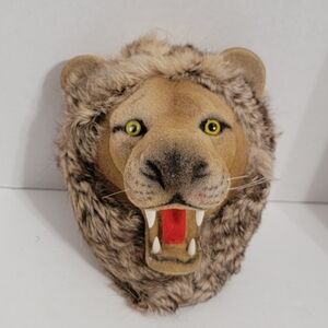 Vintage Fuzzy Flocked Lion Head With Fur Mane Teeth Wall Mount 5" Tall Hong Kong
